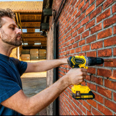 Aku šroubovák / vrtačka s příklepem bezuhlíková 20V 120Nm 2BAT