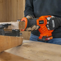 Aku ocasová pila 20V (bez AKU)